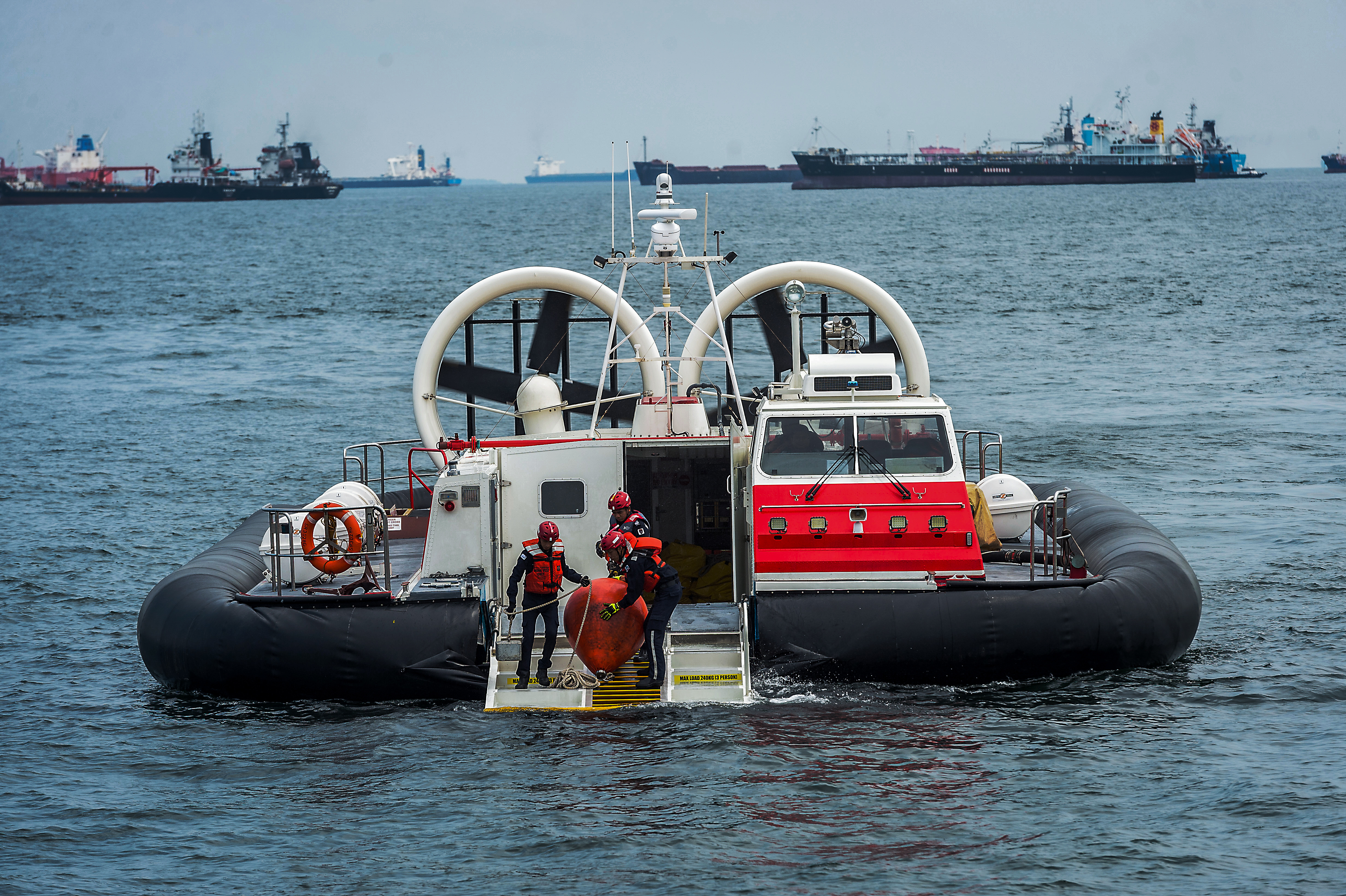 8000TD Hover Resuce hovercraft floating on water 8000TD Hover Resuce hovercraft floating on water
